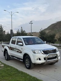 تۆیۆتا هایلۆکس مەرزیە 2012 سفری شەریکەی ساز ٢٠٥ هەزار کم ڕۆشتوە هەر هە...