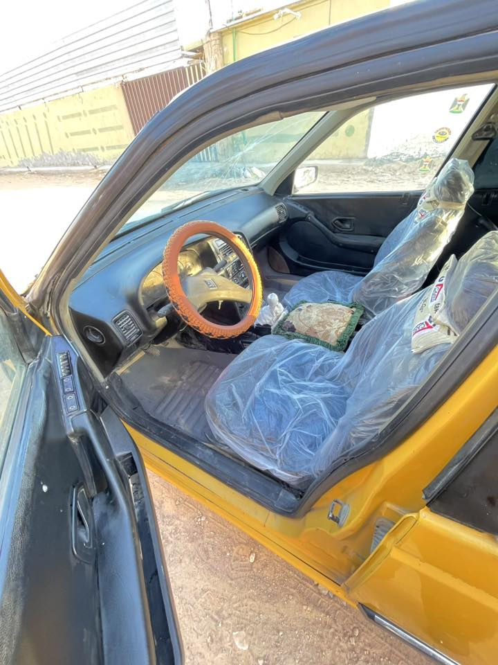 رحبا بيجو 2010 مكينه وگير كلش نضاف والكشر احلا من الصوره السعر17 مصفره غرامات للاتصال***********
 تحويل شوكت ماتريد تخم تاير سوني شادهن اربعتهن مكفوله من كل ضربه دواخل كلش نضيفه وبلاديه الشراي تصل وبالخدمه💕
ملاحظه اني مكلفه بالنشر مندوبه❤️ اتصل على الرقم الموجود
