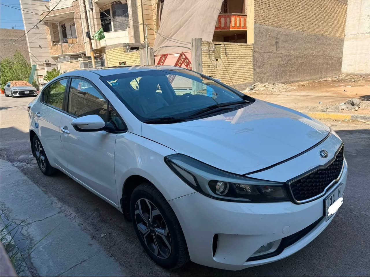 كيا سيراتو 17 خليجي رقم بغداد بسمي مكينه 2000  دوش كير ومكينه كفاله ماشيه 131 الف بيه صبغ جاملغ امامي ونص باب خلفي مواصفات فتحه وتحكم ستيرن ومري شفط فول عدى البصمه مكاني بغداد حي القاهره الشعب السعر  122 وبيه مجال رقمي ***********
