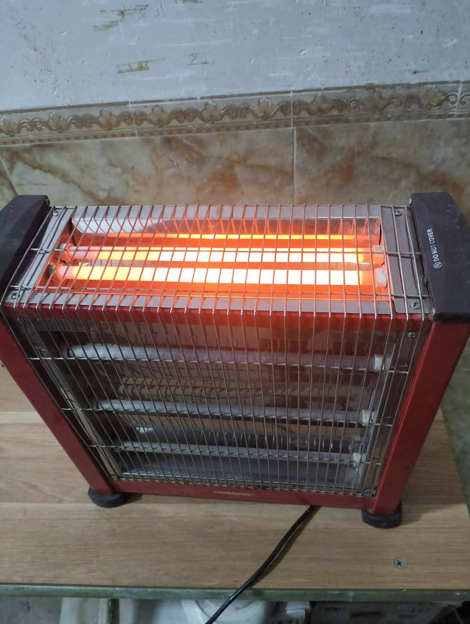 أغراض للبيع شغالات ع فحص مكان شعب نهاية فورتات يوجد توصيل ***********
