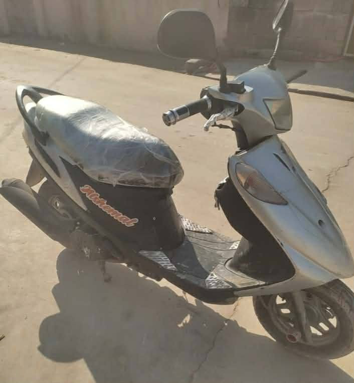 السلام عليكم ماطور ساسوكي ياباني معمر مره  سرعه 140 كهربائيات كله شغال سلف شغال بس باتري ميت السعر 380 بمجال مكاني موصل جوجلي الرقم بي واتساب وبي مخابره  ***********  /***********
