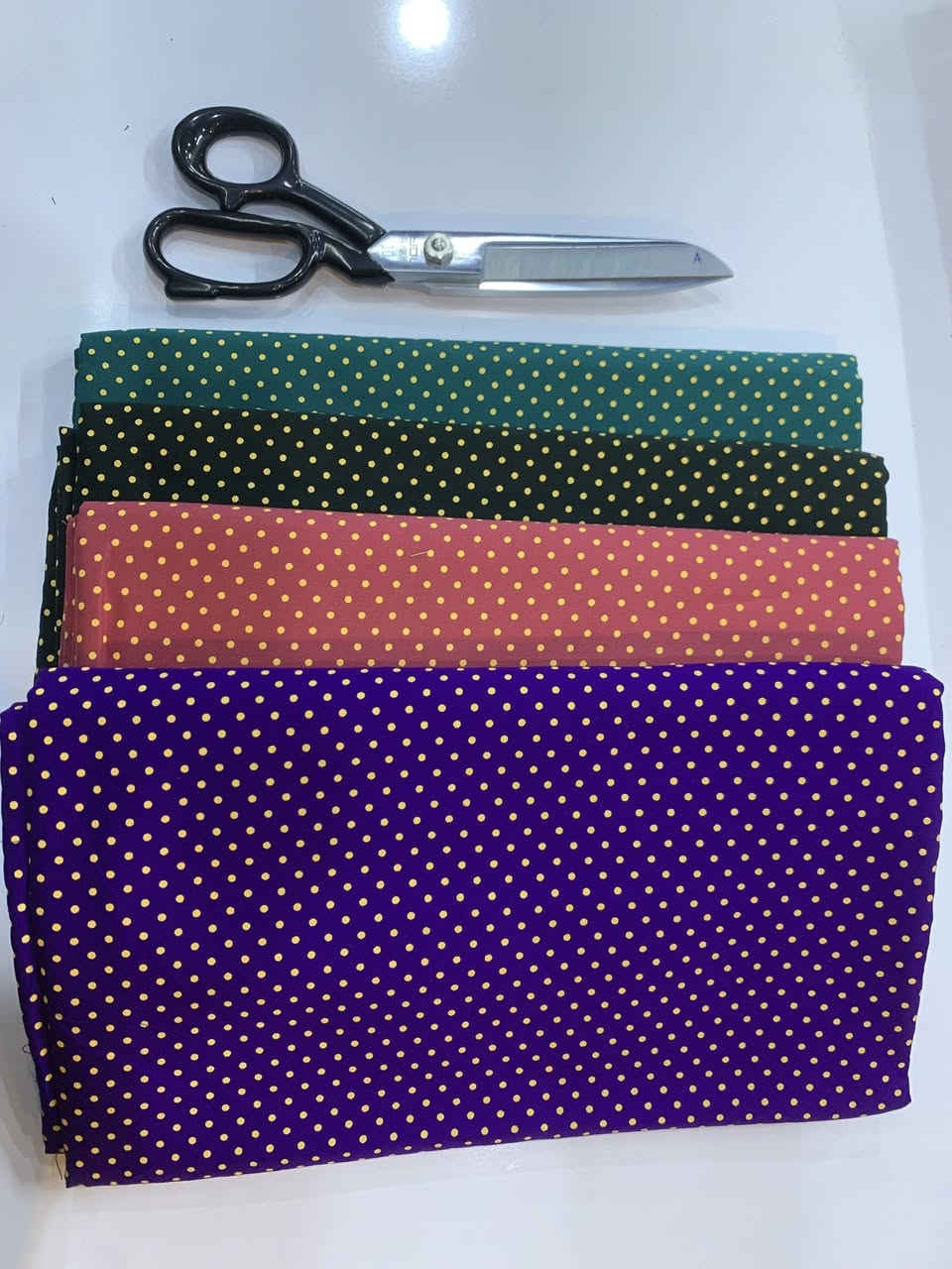 كشميرايطالي ثقيل شمالي خاص دشاديش …. تولفروش مقابل مجمع سوفار .. أقمشة خاتون 🍂


**إذا كنت صاحب هذا الإعلان وتريد حذفه لأي سبب، رجاءا أرسل رسالة إلى الدعم الفني**