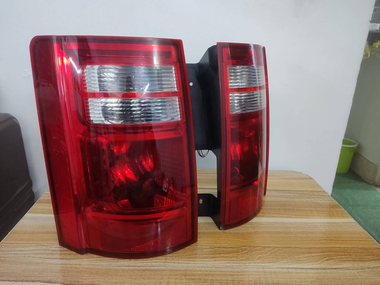 السلام عليكم ورحمه الله وبركاته
بك لايت دوج كرفان اصلي تفصيخ من موديل 2008 إلى موديل 2010 السعر 120 الف الاتصال على الرقم *********** بي واتساب
