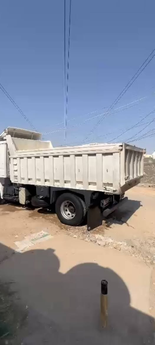 السلام عليكم بدي للبيع جديد كلش مكاني بغداد الاستفسار /***********
