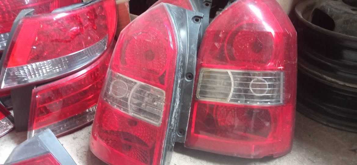 دجات محرك وكير حاويه جمله فقط سعر القطعه 15 وبك لايت كوري وامريكي جمله فقط سعر القطعه ب20 مكان حله الحي الصناعي قرب المعارض القديمه ***********
