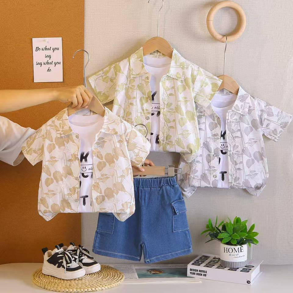 القاط الاوربي البيبي 
3 قطع صناعة صيني
برمودة كابوي 
بدي كمونية قطن 
قميص نص ردن 
يلبس اعمار 
من 1 سنة 
الى 4 سنة 
سعر 66 الف 
جملة القطع
5500 
توصيل 6 الف
للحجز ***********
