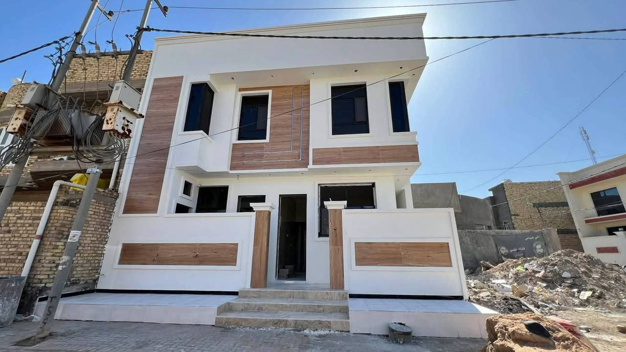 🏠دار سكن 🏠
__
⭕العنوان: حي الجامعه
  ⭕قرب؛شارع سوات
⭕موقع مميز _
____
🌿طابو صرف 
🌿بناء حديث2026
🌿كونكريت مسلح 
🌿طابقين
🌿عل شارع 15
🌿تسليم مفتاح🔑

♦️المساحة :100م² 
♦️الواجهة  : 10متر
----------------
                     
تفاصيل الدار 🏠
___
🌿غرف نوم عدد 3💯
🌿صالة
🌿مطبخ 
🌿استقبال 
🌿مجمع صحي 

    
   #مكتب_صناع_المال_للعقار 
عنوان المكتب
الفرات شارع الصب قرب التسفيرات 
للاستفسار مراجعة المكتب اوالاتصال على الارقام 
 ***********واتساب
***********
