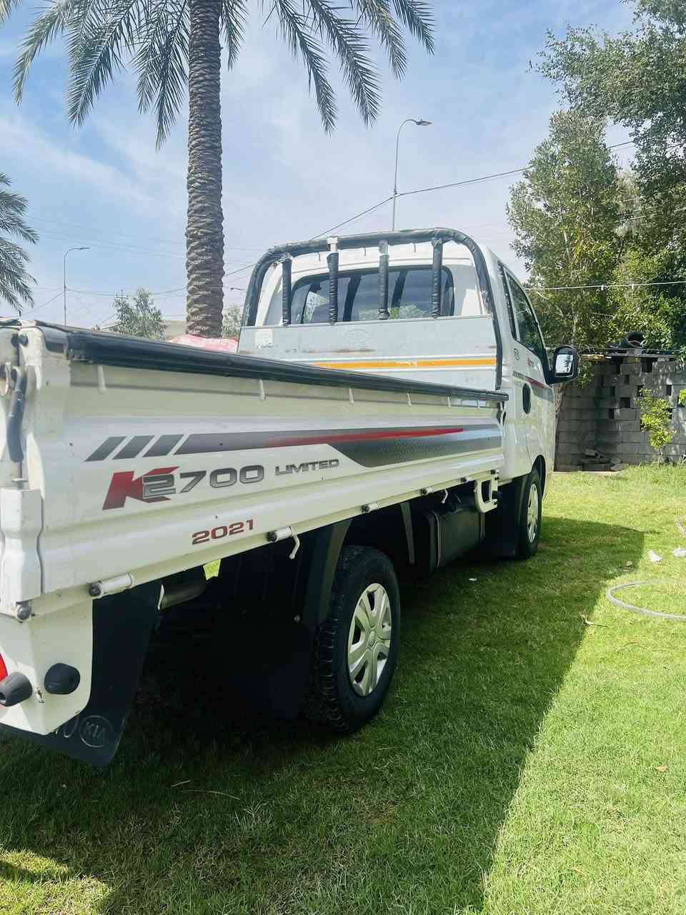 السلام عليكم سياره كيا حمل لبيع موديل 2021 مكفوله كفاله عامه ماشيه 100رقم واسط شرط تحويل ثاني يوم السعر 137 وبيه مجال ***********
