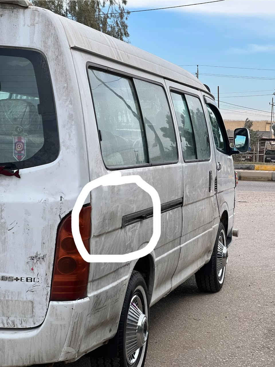 سلام عليكم كيه جنبي اج 1 سياره كير مكينه حداديه تخم تاير اكسل كفاله دوشمه كشنات جديده ورضيه وسقف كهربائيات كلها شغاله لايت زنون اصلي شاشه تاب سستم سماعات سياره كبل لشارع رقم نكليزي بغداد مصفره من كلشي سنويه ٢٠٢٦ بشهر 5 تنتهي تحويل مباشر السعر 85وبيها مجال كلش قليل سياره بيها بلصفحه الكصيره شخوط خفيفه وبيها صبغ موضح بلصوره مكاني بابل محاويل رقم الهاتف ***********
