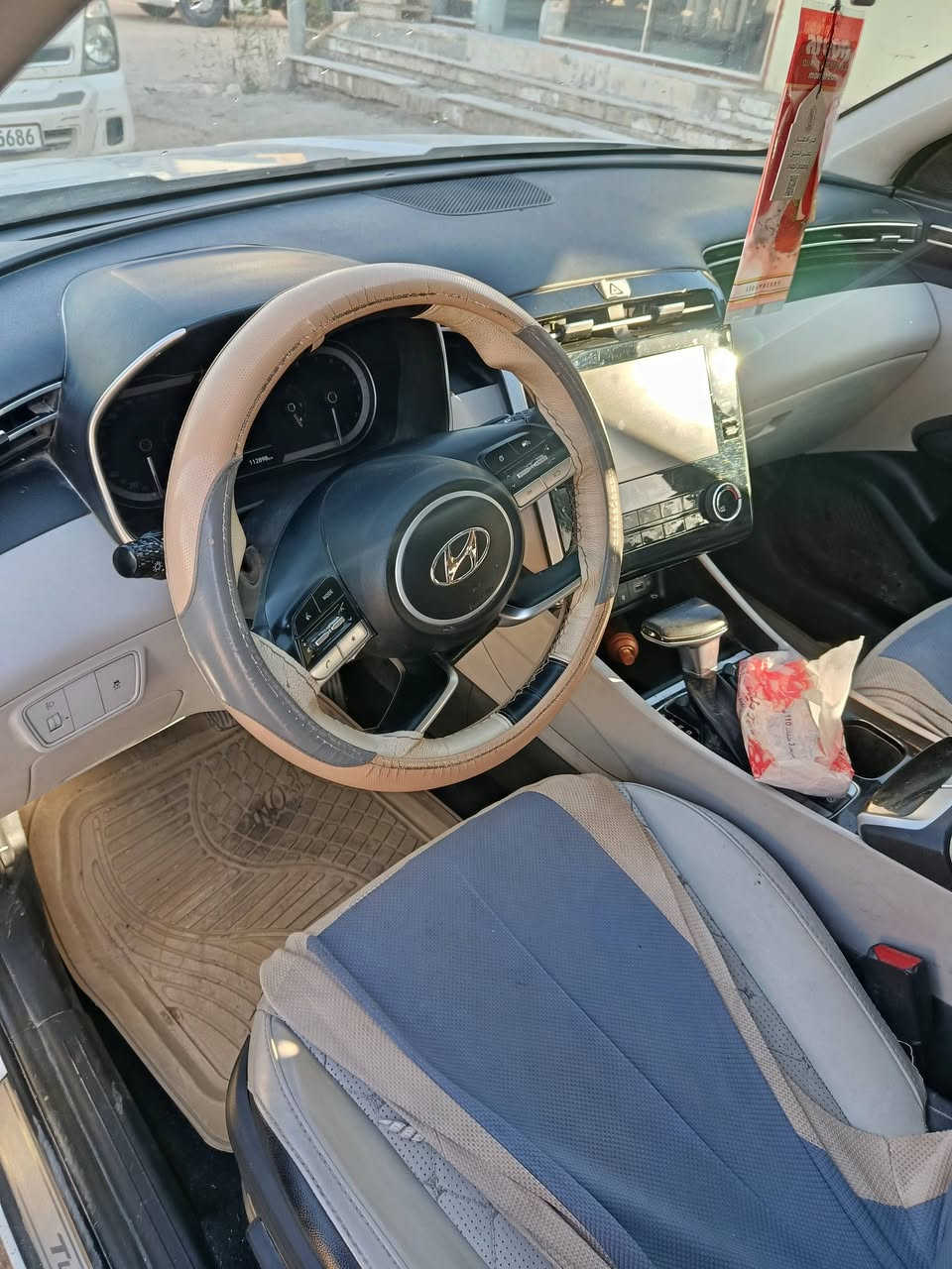 توكسان موديل 22 خليجي محرك 2000 رقم اربيل سنوية بعد ما نافذه ماشيه 112 ألف تفاصيلها واضحه بالسونار السعر 193 موبايل ‏‪0781 778 3914‬‏ مكاني النجف
