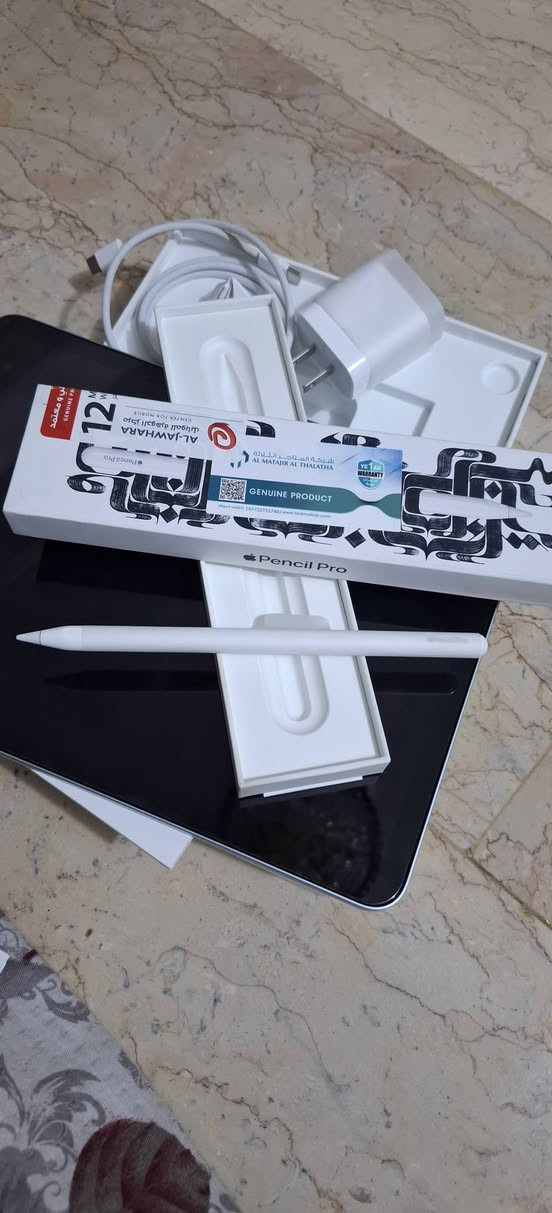 ايباد اير 6 معالج M2 حجم 11 ذاكرة 128 بطارية 96 شرط مكفول حتى شخط مابي مع قلم ابل برو الاصلي يدعم الشحن المغناطيسي مع كامل الملحقات  للتواصل واتساب على الرقم *********** او اكتب تم واني اتواصل وياك .
