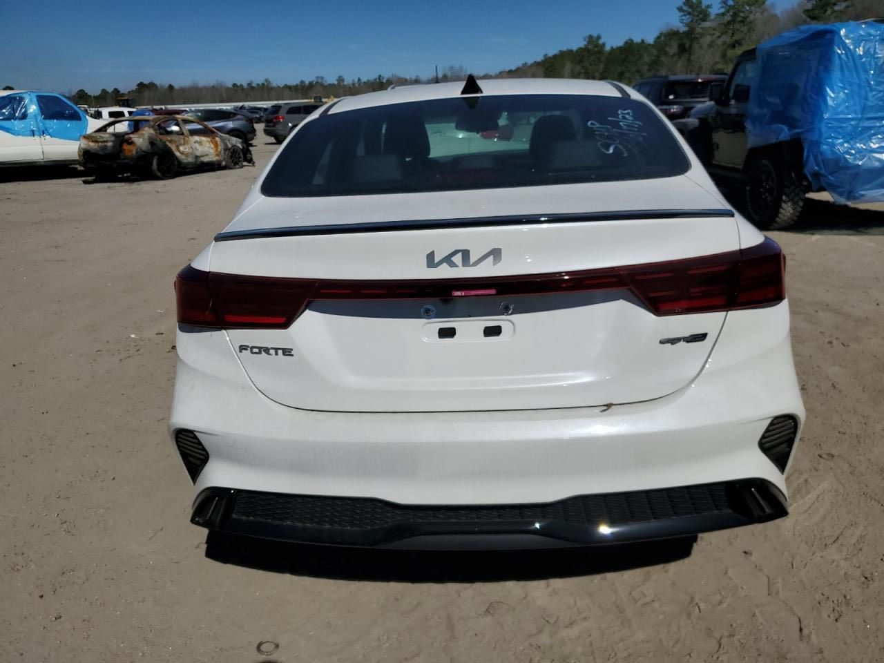 السلام عليكم كيا فورتي 2023
جيتي لاين فول الفول 

سياره حلوه ومناقصه شي 

موصافتها معروفه 

ماشيه 53وقابل لزياده 

رقم بغداد حره 

سعرها 155وبيها شي قليل لطيبين 

واي ستفسار ***********هذه رقمي 

*********** والخاص مفتوح شوف السياره عجبتك تفضل ما عجبتك الله الرزاق رقم الشاصي موجود
