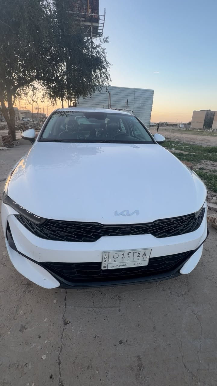 سلام عليكم
للبيع :k5
مديل2022
الون ابيض
بصمه
بصمه ابواب وصندوك
مثبت سرعه
نضام ABS
مانع انزلاق
حساس  اطارات 
بك لايت لد
شاشه كبيره لمس
كامره دواره
كشافات اماميه 
شاشه عطال 
 تشغيل عن بعد 
ردار جانبيه 
مراقبه نقطه العمياء 
ردار الخطوط البيضاء
الايت ثلاث عدسات +ليد 
نضام قياده خمس وضعيات 
بلوتوث +usb+auX
فول تحكم ستيرن 
كير اوتو +عادي 
نوتو بريك 
الخريطه 📍
صندوق كهربائي
  زنون + ليد 
نوتو هولد
‏AUTOHOLD
تصميم خارجي رياضي
مصابيح الخلفيه LED
مصابيح ضباب LED
محرك تيربو 1600
السياره رقم بغداد باسمي تحويل مباشر 
صور الحادث بلمنشور بدون اي قطعه تبديل كلها ليبل واحد 
السعر172 وبيها مجال 
***********
