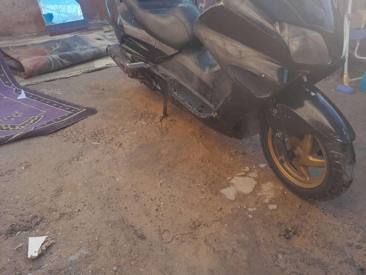 السلام عليكم 
فورزة 0,6 شوفت عينك  السعر 500 وبيها مجال للشراي  أو مراوس  بغداد الحبيبية  ***********
