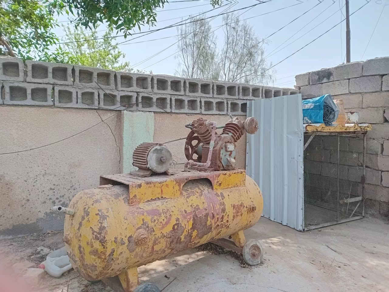 تبطل هواء للبيع في مع ماطور الماني ٣ فيز للبيع ***********
