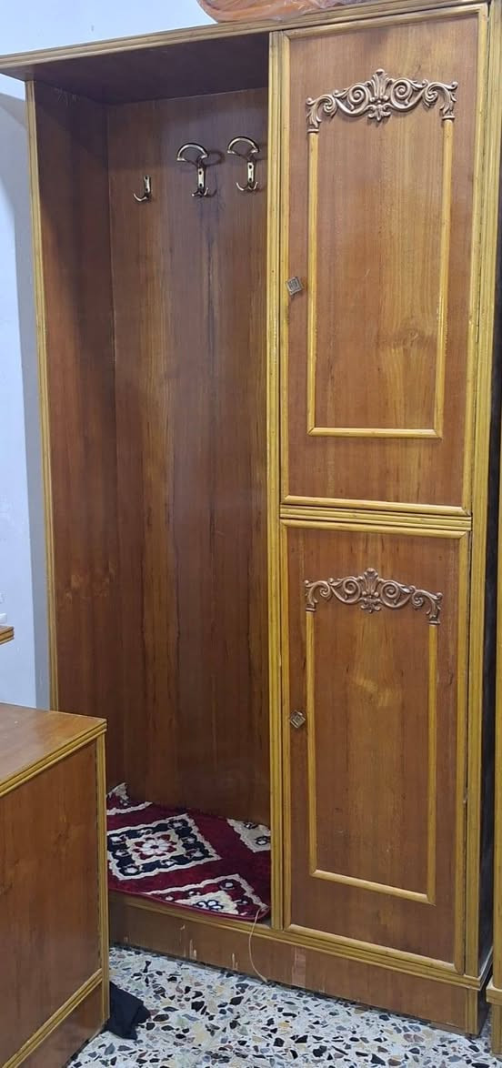 السلام عليكم غرفه نظيفه مستعمله أو حلوه الاستفسار على الرقم ***********
