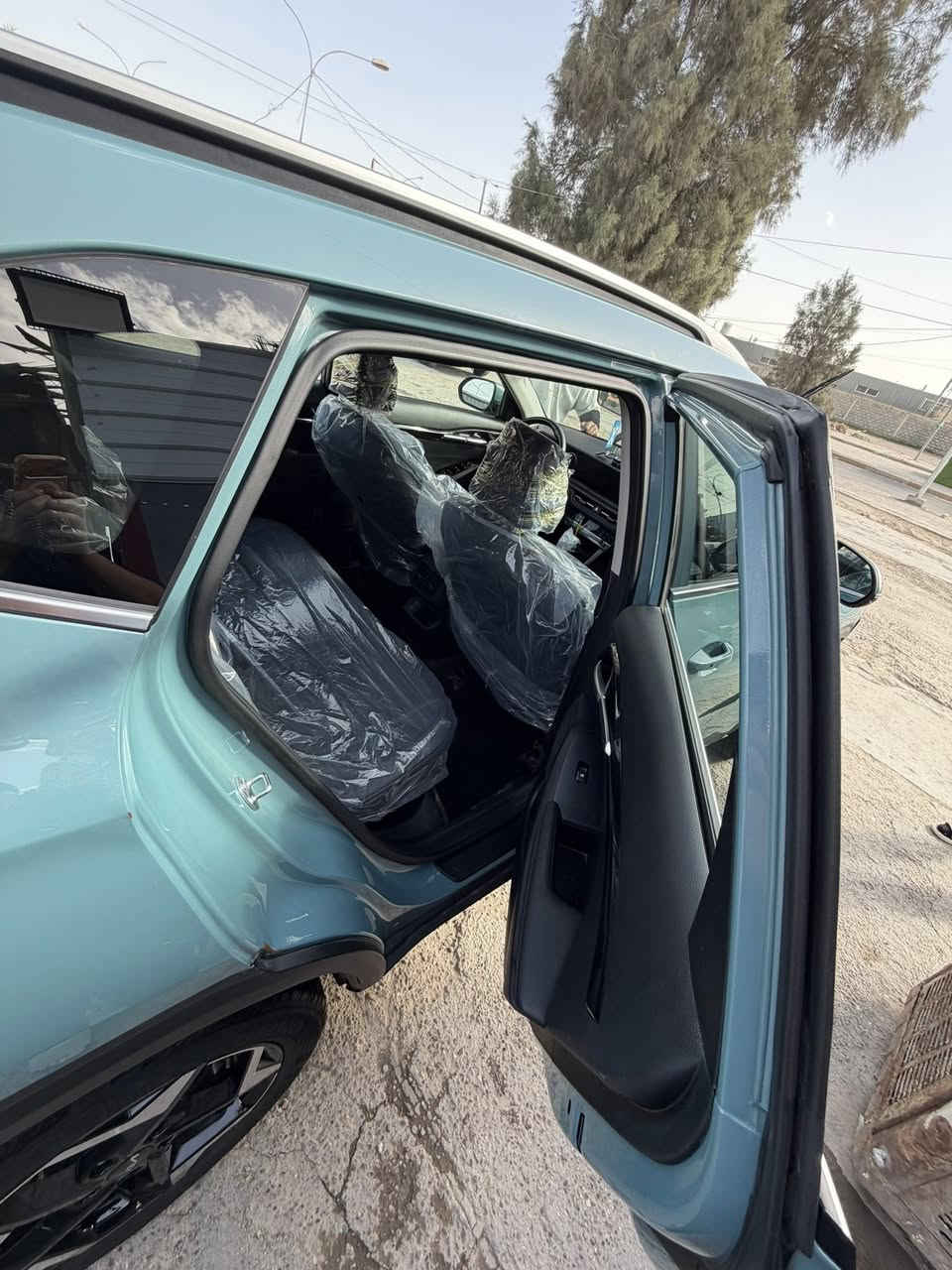 السلام عليكم للبيع كيا سلتوس موديل 2025 رقم بغداد بأسمي ماشيه ٣٠ الف كيلو مو ميل شاشه متصله اشاير بل مري تحكم ستيرن كشنات جلد تحديد مسار تبريد قطعتين نقطه عمياء بل مري رادات كأمره دواره جنطه كهربائ فتحة سقف هيتر بل كشنات قياده ذاتيه السياره فول فول للأخير عنواني بغداد السعر ١٧٥ حادث السياره باب وجاملغ بجم كبس ولا ملعوب بل سياره كفاله عامه عده باب وجاملغ تحويل مباشر الهاتف *********** متوفر واتساب
