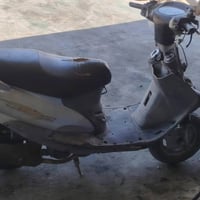 سيام نكرت • سلف • تمشي