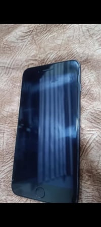 ايفون 8 بلس • للبيع