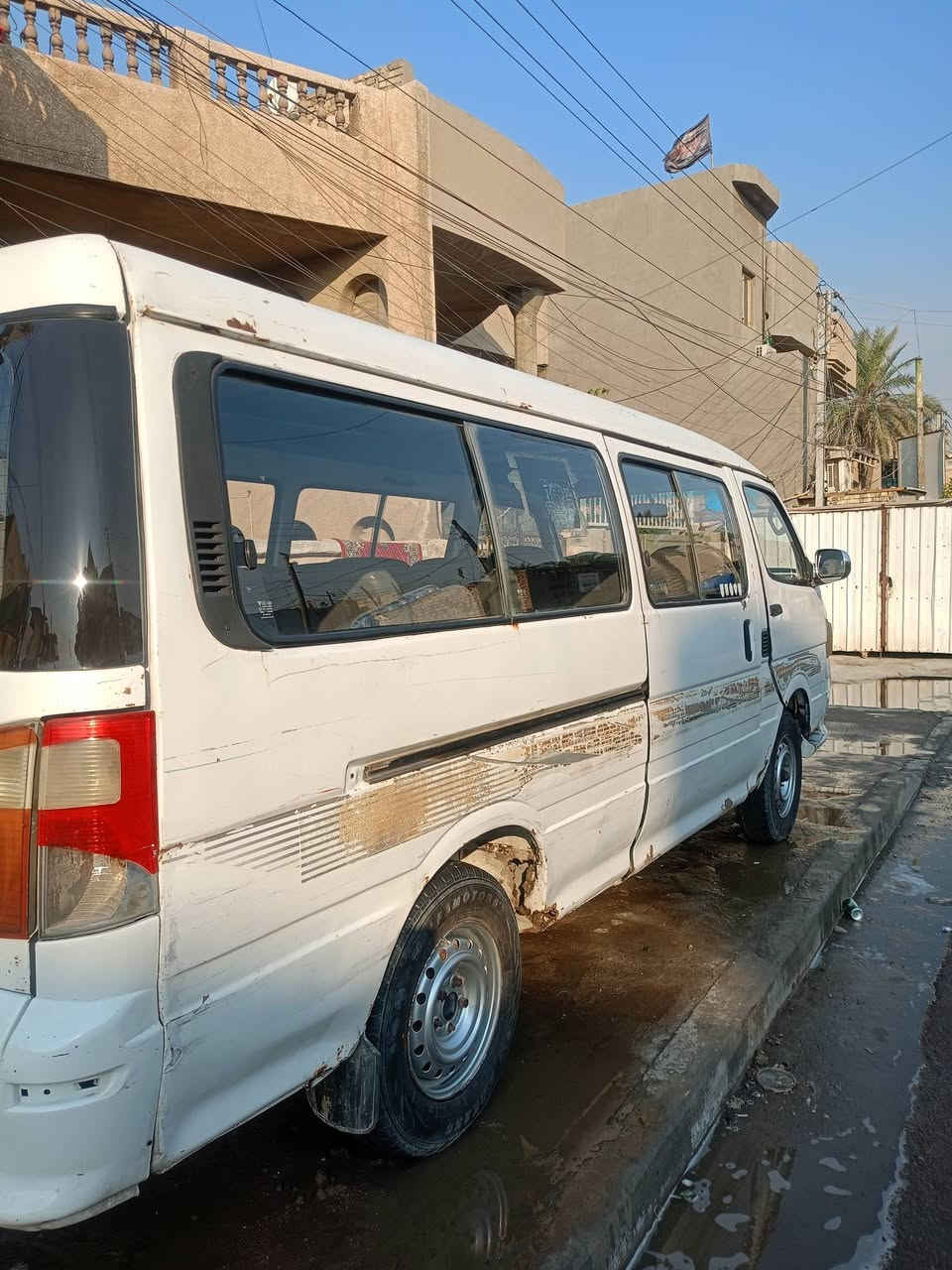 السلام عليكم فتون موديل 2009 فراشه رقم بغداد صدامي كير مكينه اكسل حداديه تخم تاير وياله جدد عرفه دوشمه جديده مكاني بغداد السعر 23وبيها مجال حك الجيه عليها غرامات مرورية
 *********** 
***********
