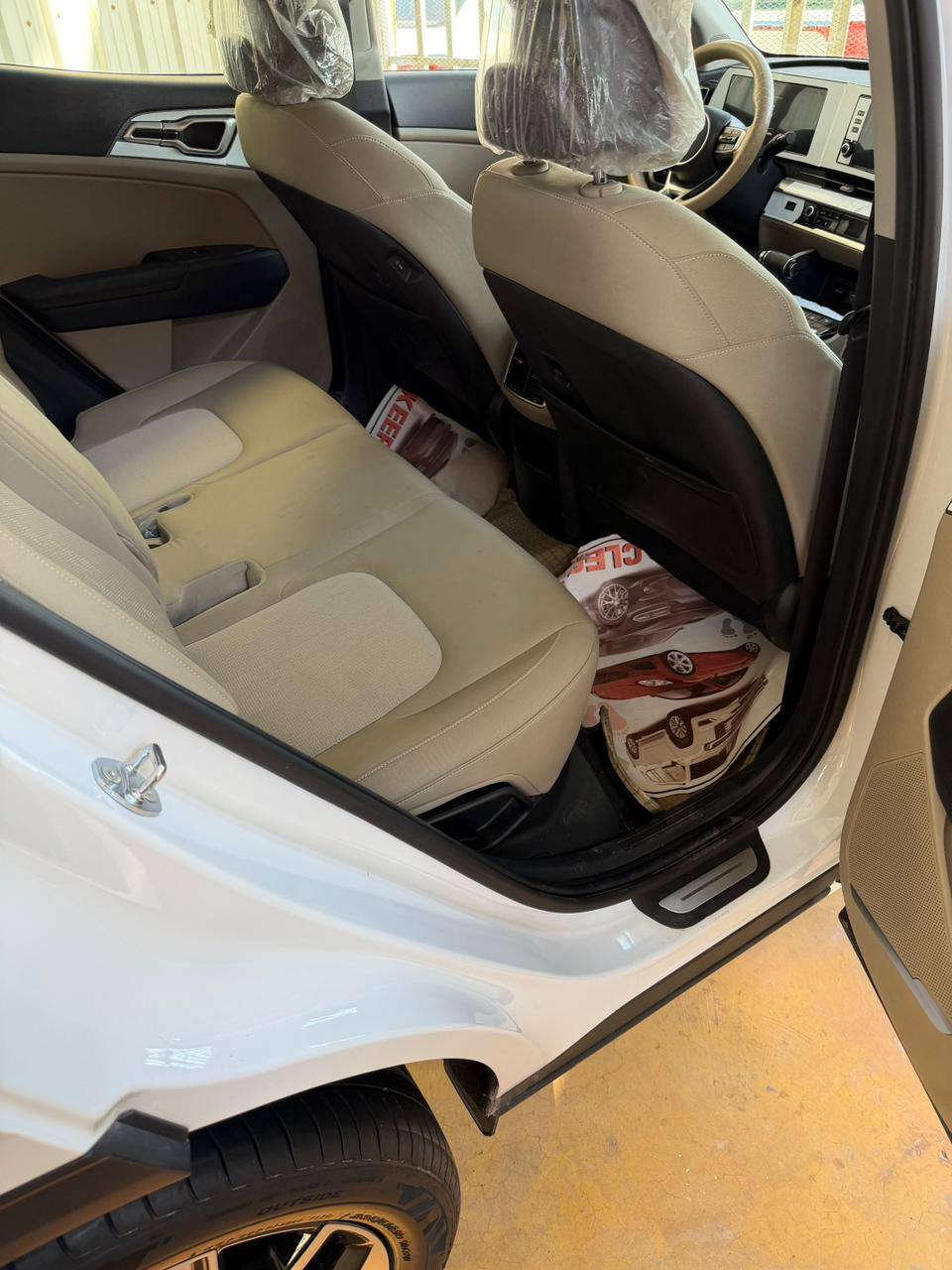 سبورتج  موديل ٢٠٢٥مكفوله كفاله عامه نص صبغ البارد والضربه والتكحيل  ماشيه ٢١ الف مواصفاتها بصمه كشن كهرباءوصندوك كهرباء كشنات تدفء هند بريك  سنويه با اسمي السعر ٢٣٨ $ عنوان بغداد اي ستفسار *********** ليس متواجد عله الفيس
