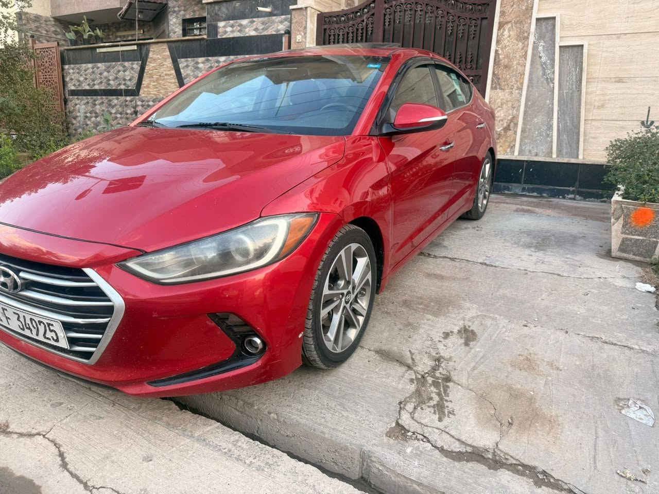 سلام عليكم النترا موديل ٢٠١٧ وارد امريكي حادثها صبغ بنيد فقط
فول مواصفات لمتد               مكينه ٢٠٠٠ دوش 
فتحته 
بصمه داخل عسلي 
كشنات امامي كهرباء و تدفئه
كشنات خلفيه تدفئه 
شاشه ابل كاري بلي
كامره دواره اصلي 
اريل نكفيشن
تحكم ستيرن فول 
وبعد بيها اهواي مواصفات 
السياره نضيفه كلش
السعر ١٢٣ وبيها مجال 
غير متواجد ع فيس 
مكان السياره بغداد
***********
