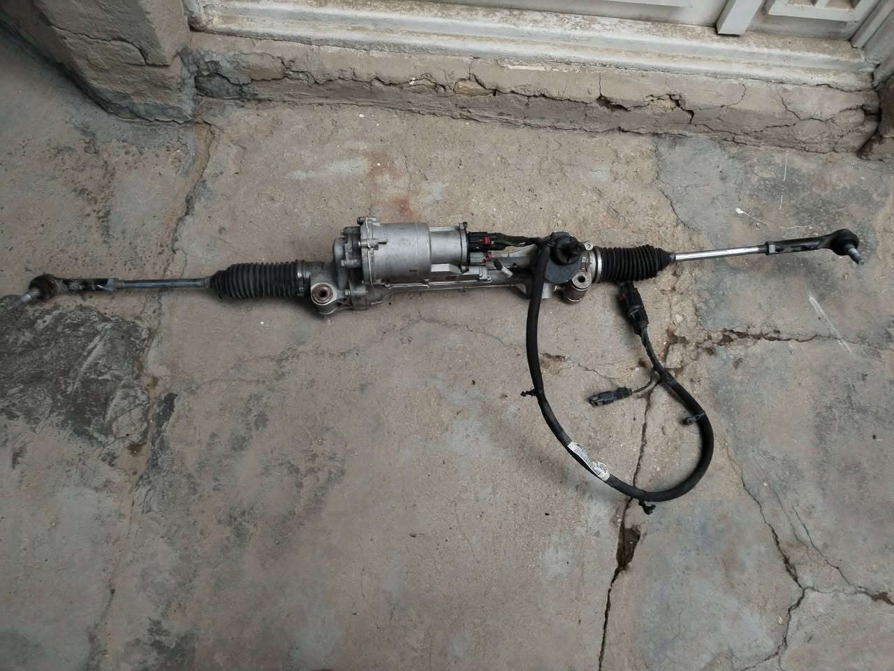 السلام عليكم ورحمة مشط ستيرن جارجر هاتف *********** السعر ٤٠٠ دولار
