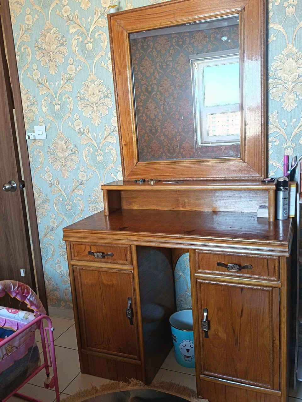 غرفه للبيع تفصال السعر ٥٠٠
المكان بسمايه


**إذا كنت صاحب هذا الإعلان وتريد حذفه لأي سبب، رجاءا أرسل رسالة إلى الدعم الفني**