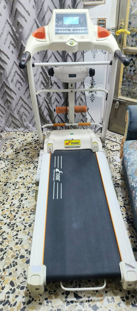 جهاز جري طفه بس لشاشه مشتغله ابيع عاطل دلاكه تشتغل ول جري عاطل سعره  175 عنوان حي اور***********
