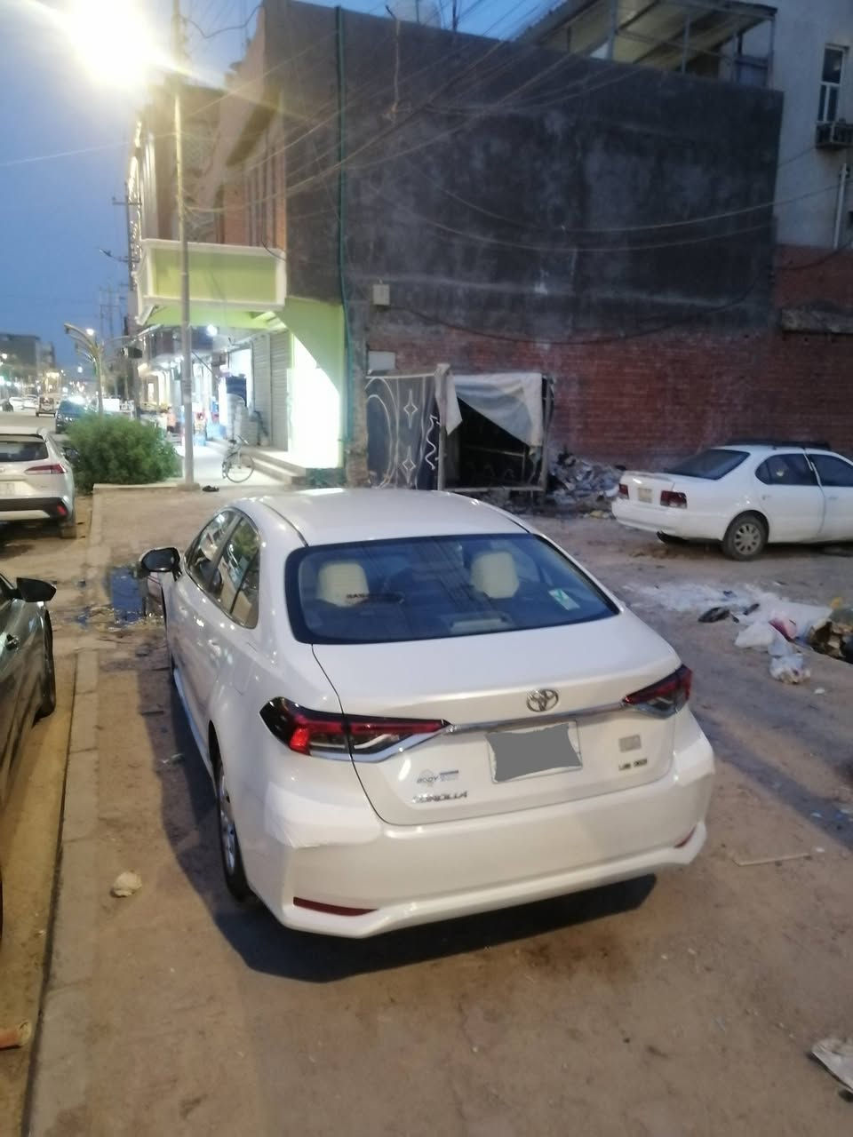 كورولا XLI خليجي ٢٢ مكفول
مرقم بغداد جديد
ب١٥٨ وبيها مجال
للتواصل ***********
