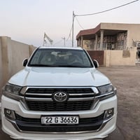 لاندكروز • ٢٠١١ • بنزين V6