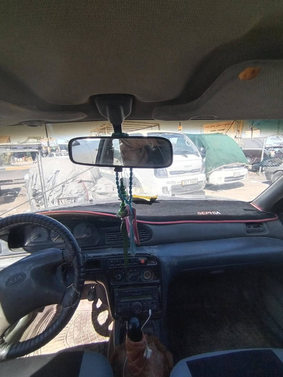 للبيع كيا سيفيا موديل 95 محرك مفتوح كير عادي سياره جارده ما بيه صبغ السياره خير من  الله معروضه 28 وبيه مجال *********** المكان خان ضاري والفلوجه
