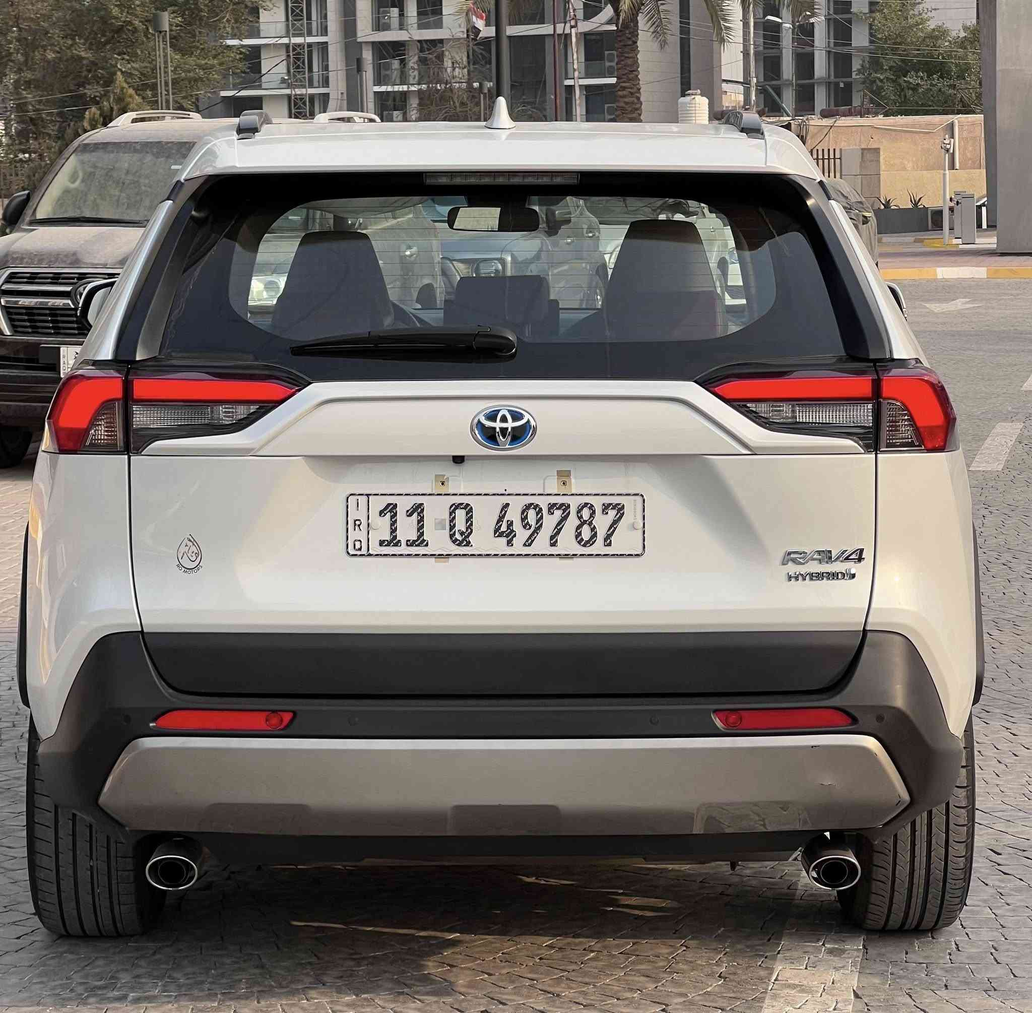 السلام عليكم للبيع فقط
تيوتا Rav4  ليمتدد اعلى مواصفات ( صيني )
مواصفات موضحة بالصور
ماشية 25,000 km 
رقم بغداد تحويل مباشر
مكفولة عدة تكحيل بسيط بالدعاميات 
جاهزة بدون نقص ارقام وهزة وسنوية كلشي جديد
السعر 260$ 
مكان السيارة بغداد نفق الشرطة
***********
