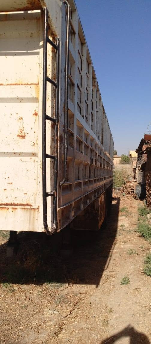 للبيع عربانه جهز على الشقل طخم تاير السعر 140وبيها مجال العنوان موصل اليمن التصال على الرقم ***********///***********
