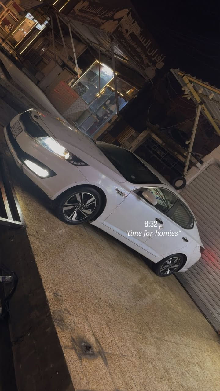 بسعر بلاش 🔥🔥
اوبتما 2012 كفالة عامة 🔥🔥
سيارة بعدها بحالت الوكالة  سيارة جديدة ما ناقصها برغي ماشيه 111 الف 
كير عادي👋
كاربون بانزين بيهاا

***********
