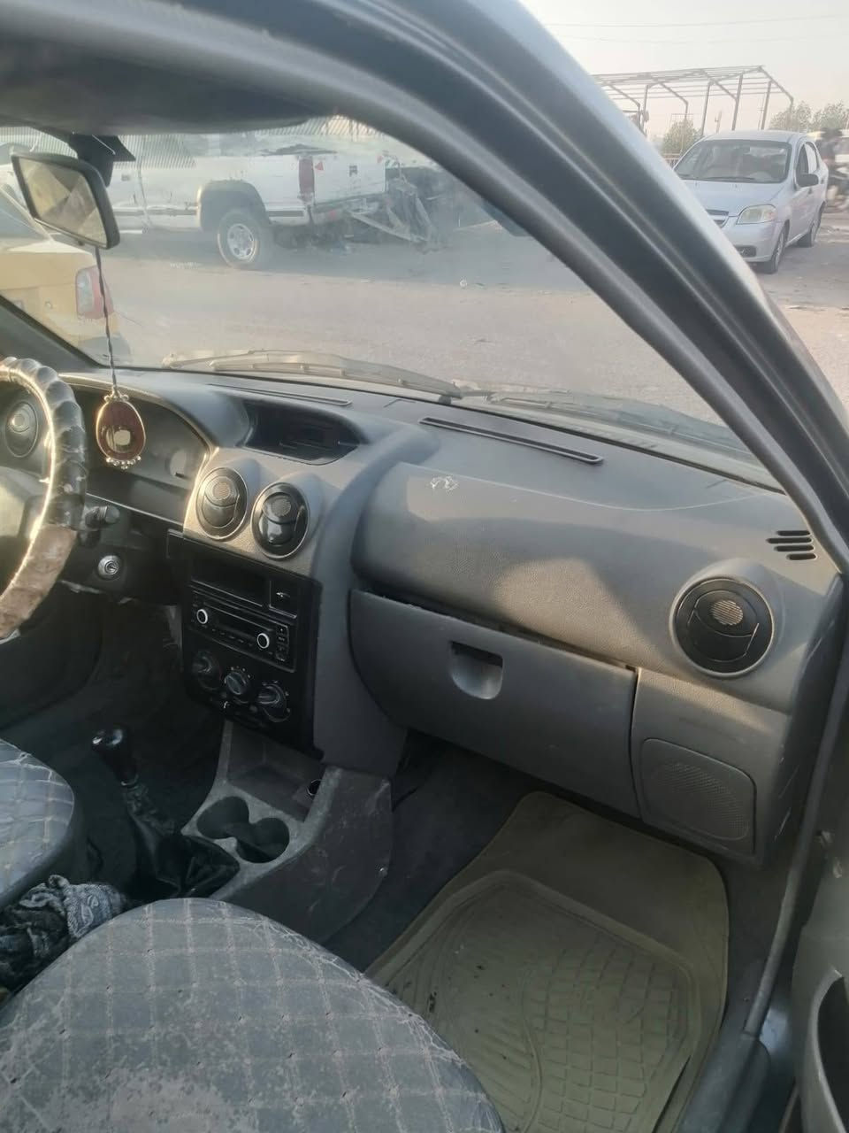 سلام عليكم مديل ١٢ سنويه ٣٠
رقم قاسيه مكينه كير حداديه نضيف

***********
