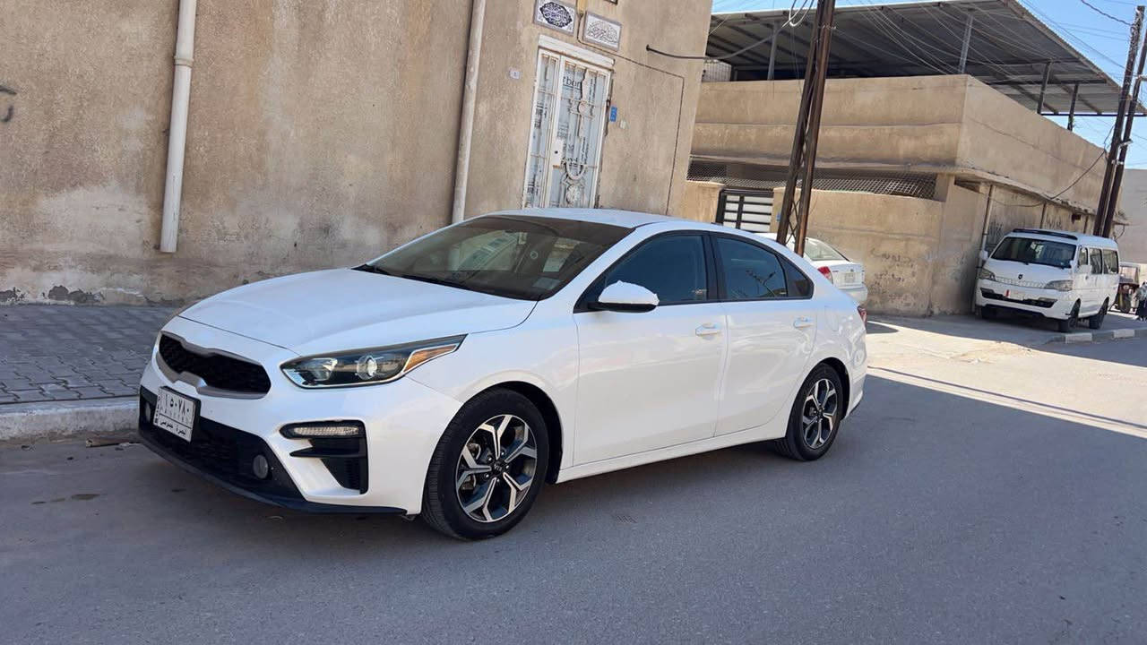 كيا فورتي مديل2020 رقم بصره باسمي كفاله عامه سياره جاهزه من كلشي ما نقصها شي السعر 128 و بيها مجال للشراي مكاني البصره الجزائر للاستفسار هذا رقمي *********** Singapore
