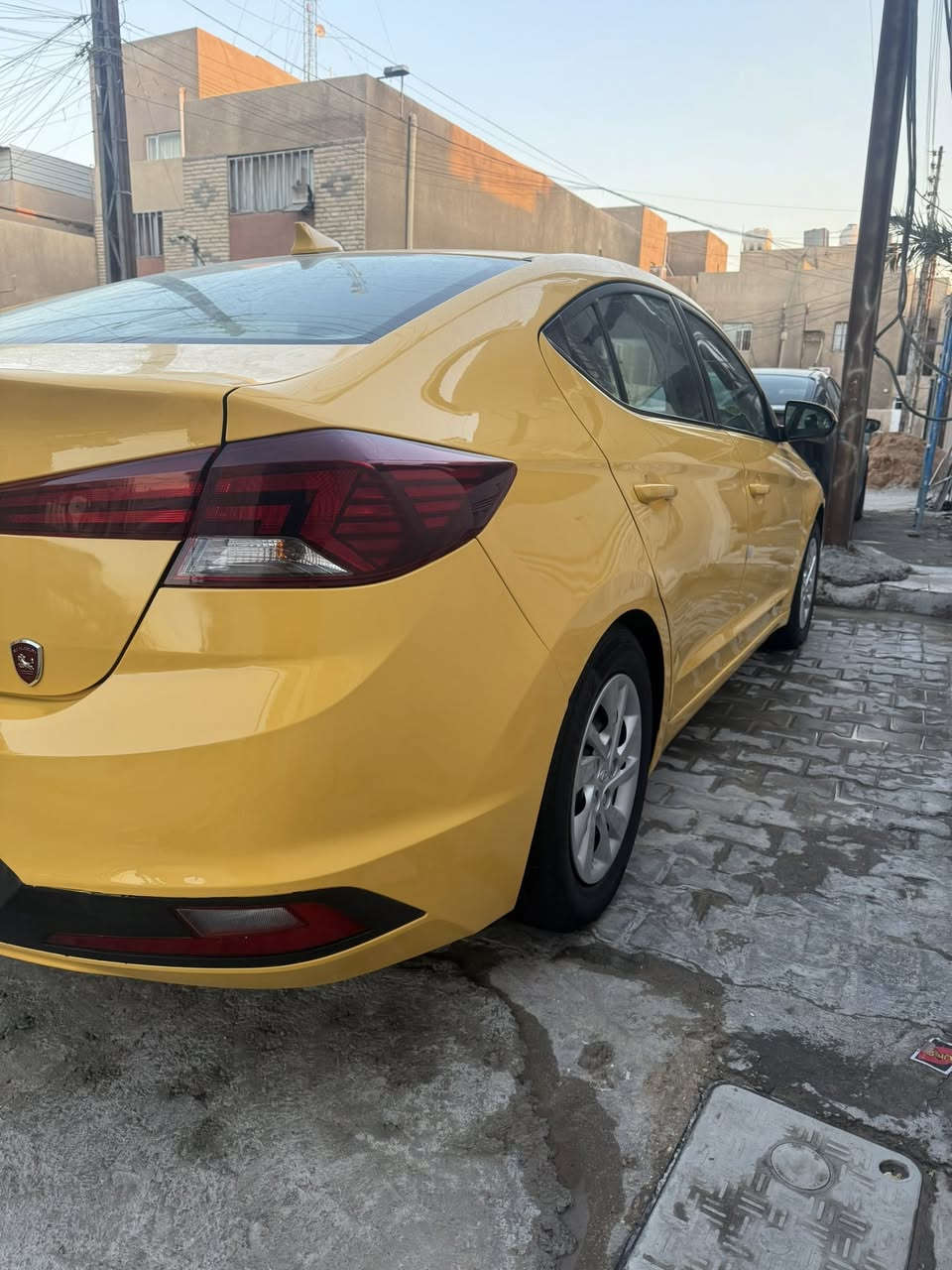 سلام عليكم النتره للبيع 2019 سياره جديده كلش عنوانه بغداد جديده شارع مسبح ***********
