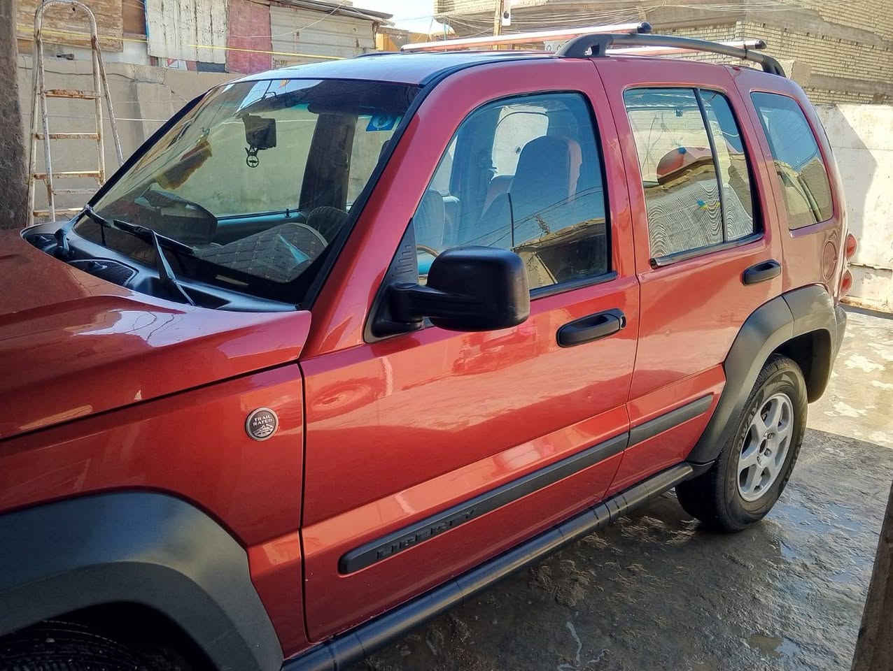 سلام عليكم سياره طيب لبرتي للبيع سياره نضيفه كلش مانقصها اي شي سياره نشطه ترايك وين مايعجبك كير محرك خير من الله تبريد سياره مال جناي صارلها ٤سنين عندي سياره دهن وبانزين مابيها نواقص تخم تاير جدد دوشمه ارضيه وكشنات جلد وسقف جلد تغليف بليلون كله اصلي شاشه سياره خير من الله *********** بغداد, العراق
