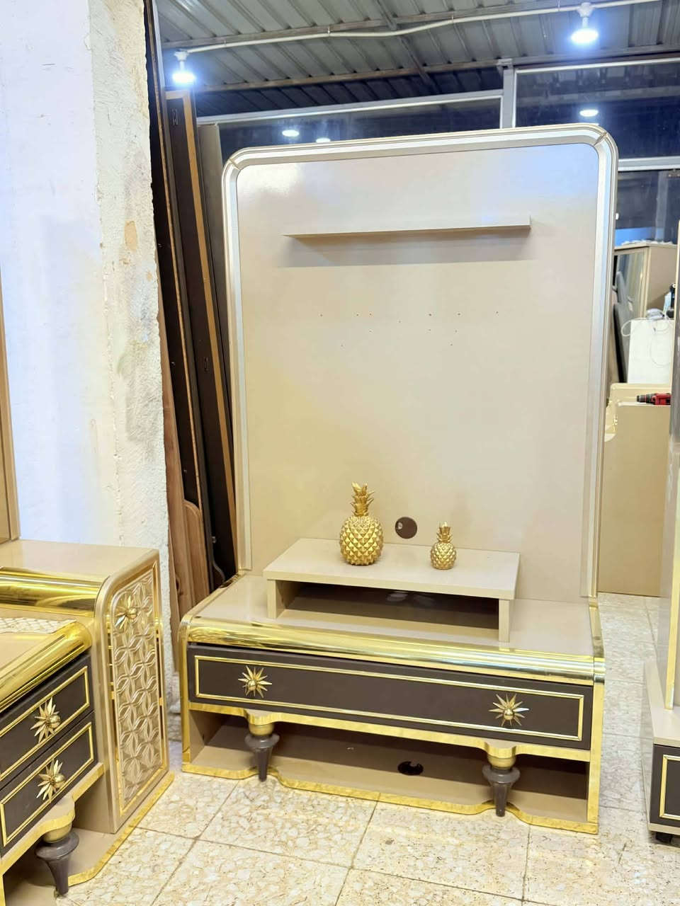 ✨معرض حيدر الوحيلي✨
غرفة نوم تركي مسستخدم نظافة 90%

11قطعـة 

الشد والنقل مجاني بغداد محافظات كروة

عنوان المعرض بغداد الجديدة 📍

☎️***********☎️
