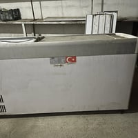 مجمده حجم وسط صناعه عتقد تركيه سعر٤٠٠بيه مجال شي قليل عنوان بغداد شعب ...