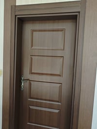 ٦ دەرگا • پانکەبە • ٥ پەنجەرە