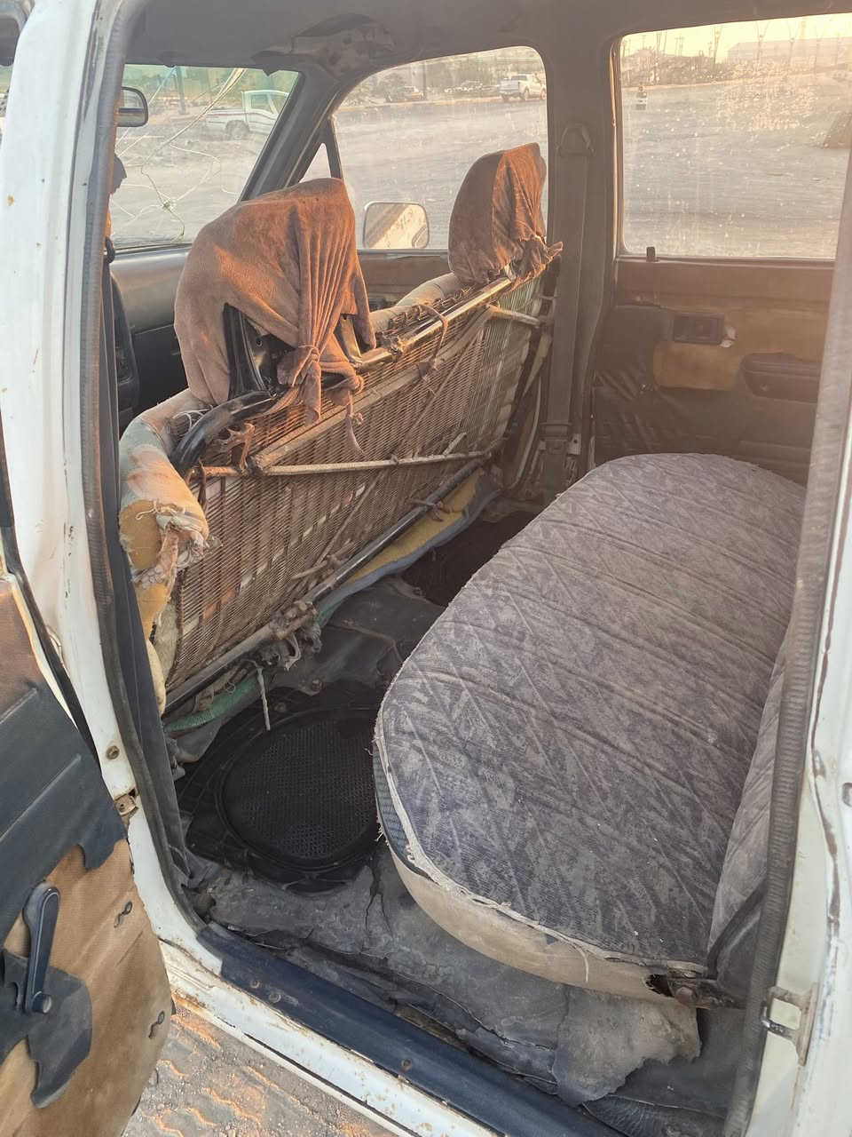 السلام عليكم بيكم تيوته موديل 91رقم بغداد مكينه بلاد مكاني بصرة الزبير السعر 25 رقم ***********
