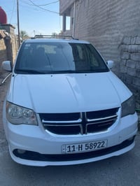 للبيع دوج كرفان 2019  السياره حادثها جاملغ يسرى بدلت بنيد نفس اللون ود...