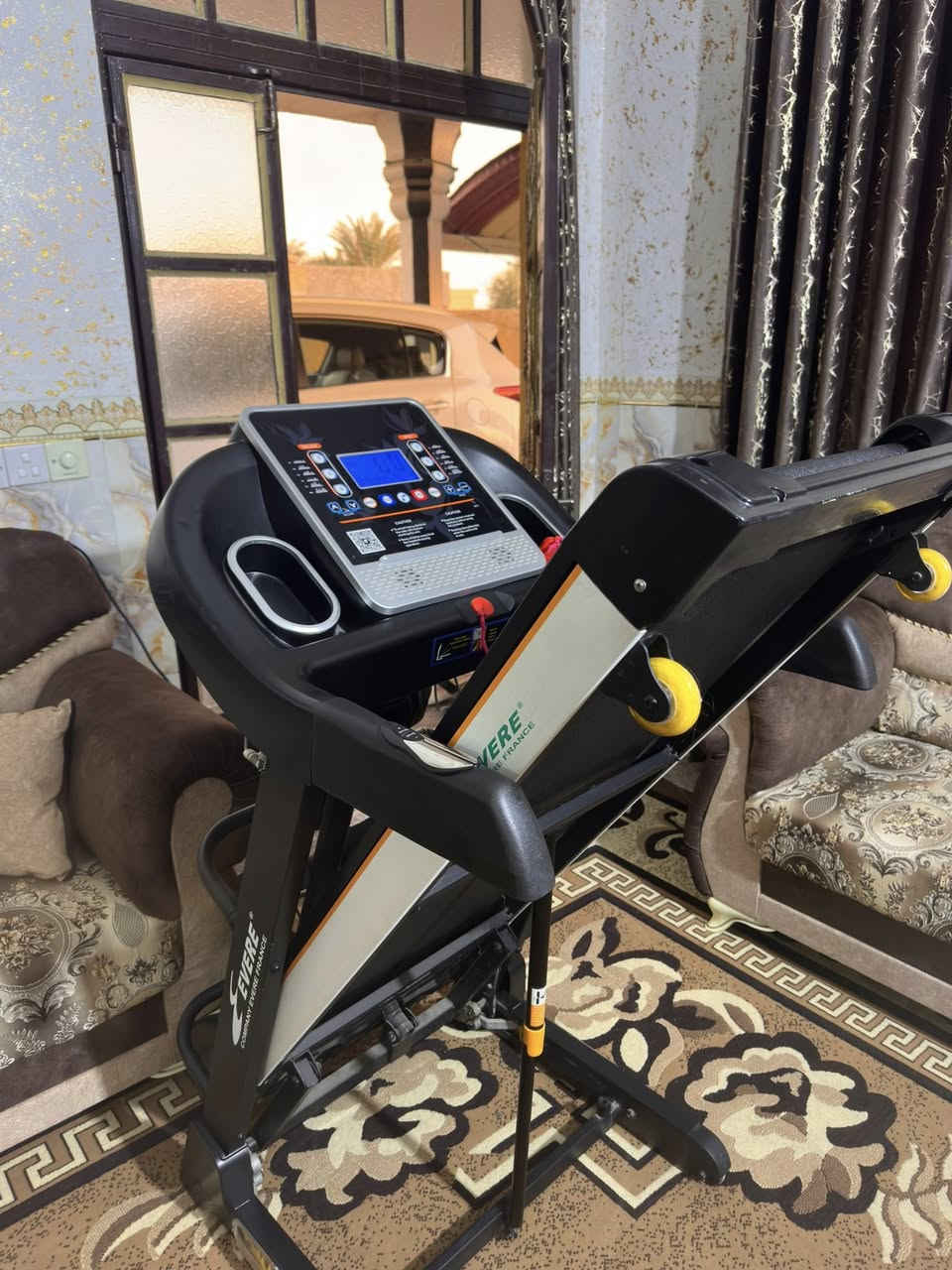 متوفرة اجهزة رياضية 
 واتساب ***********
