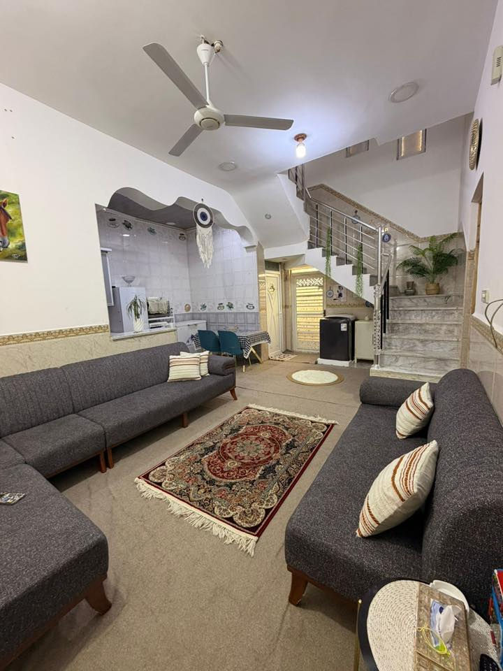 للبيع 100 متر مربعه موقع نهاوند11 الف شارع عشرين قرب البطاقه الوطنيه بيع مستعجل  السعر مناسب  خابرني وتدلل 
***********
