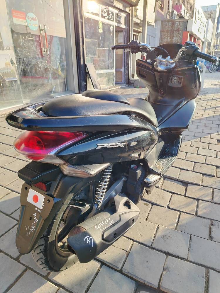 سلام عليكم بي سي اكس للبيع دراجه نضيفه شوفت عينة مكينه 150 ستان كهربائي جيل الأول درجه جديده ماشيه 14الف مال بيت متوازي علئ بيعته مكاني حي اور قرب جامع الفردوس *********** بغداد, العراق
