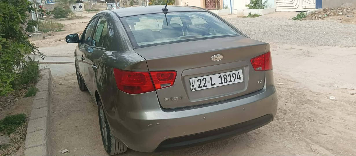 سلام وعليكم
فورتي وارد أمريكي  ٢٠١٠  كير ومحرك الفين كفاله تبريد تخم تاير صدر جديد الكشر حزام  أثر جراد بدون دواخل اني اكفلك شواصي والغود رقم أربيل دولي مصفره غرامات مكانها ديالى وصاحبها الشرعي هم ديالى  يعني مو بسم كردي 
السعر ٩٠ وبيها مجال 
ملاحظه السياره موصله ٨٠ وفوك ال٨٠ وما منطيها 
فه جماعت ال٨٠ اعتذر ما بيعه بهاذ السعر 
مكانها ديالى بعقوبه 

الاستفسار ***********
