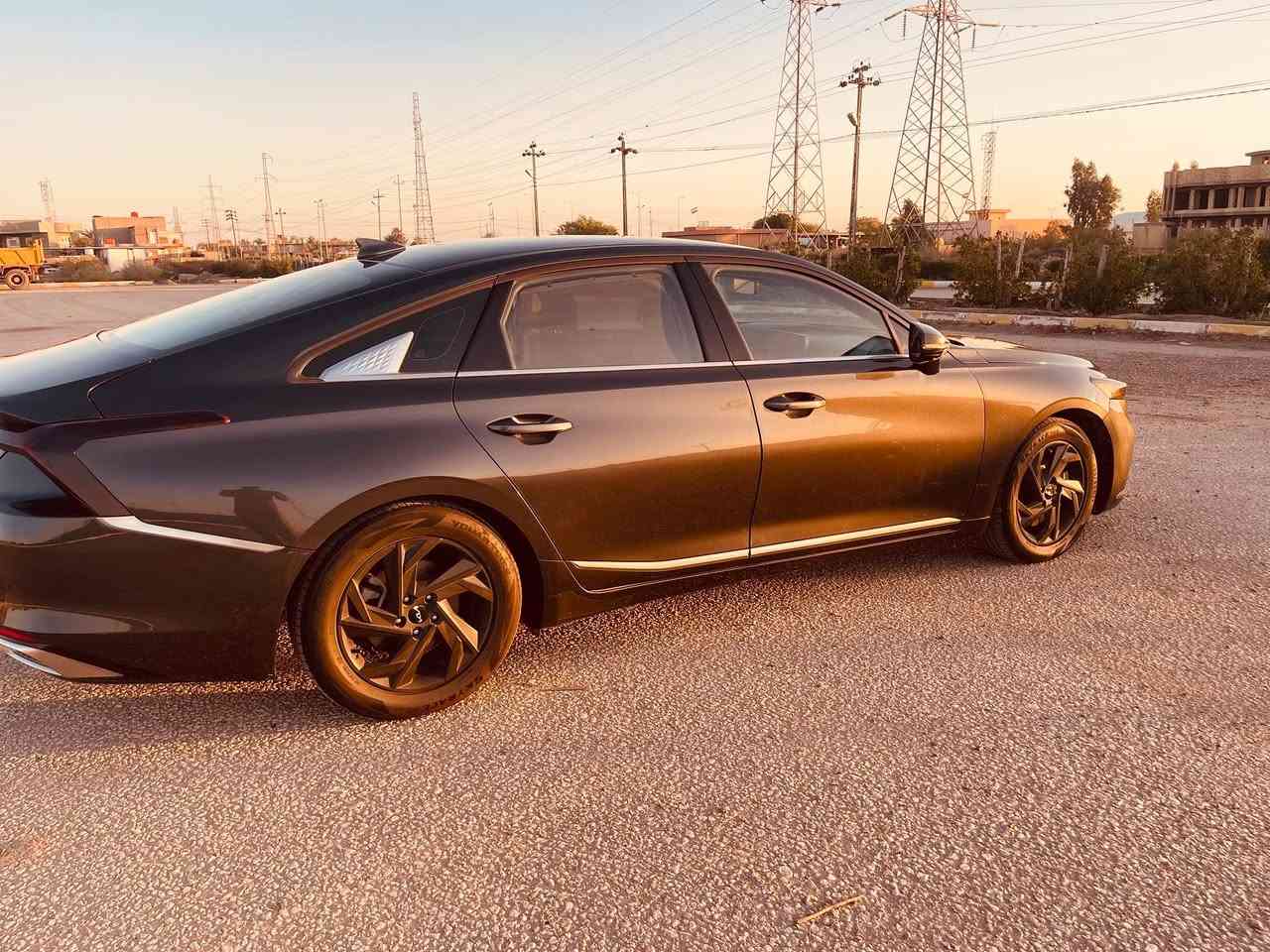 K8
موديل 22 بغداد محرك 2500 بانزين اصل شادين هنا منظومة غاز فول مواصفات بدون بانوراما
قطعتين تبديل اصليات 
السعر 168
مكان السياره بابل 
تلفون ***********
***********
