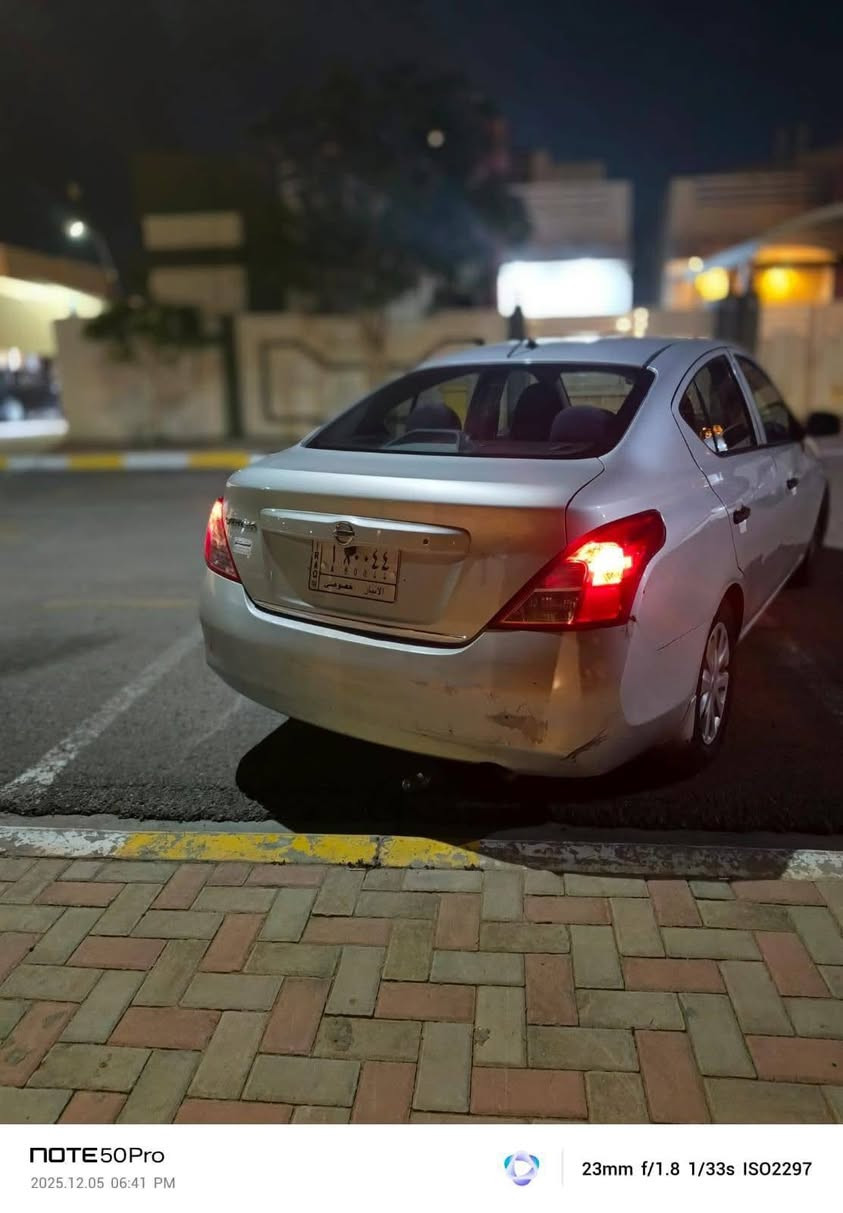 السلام عليكم نيسان فيرسا موديل 2012 سياره نضيفه محرك وكير شرط كفاله محرك 1600 سياره مال جناي بيها جاملغ وبنيد ول باقي كفاله سعرها 80 وبيها مجال العنوان الرمادي الخمسه كيلو رقم التلفون ***********
